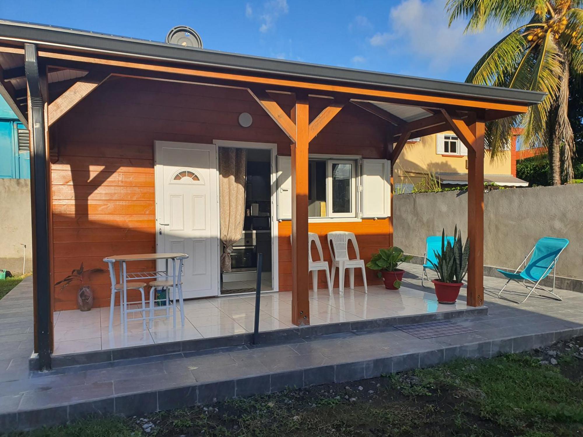 Bungalow Vacances Sainte-Rose Exterior foto